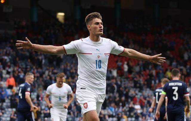 鲁本索萨预测阿隆索有机会拿到欧冠冠军，希克适合利物浦